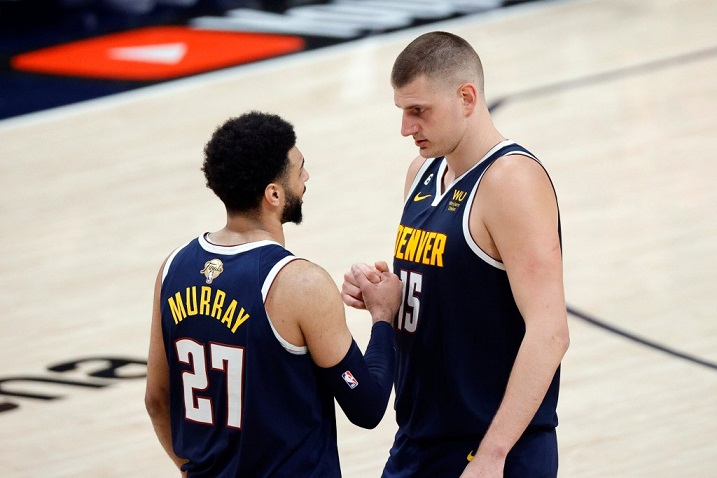Ich freue mich auf das erste Spiel zwischen den Los Angeles Lakers und den Denver Nuggets